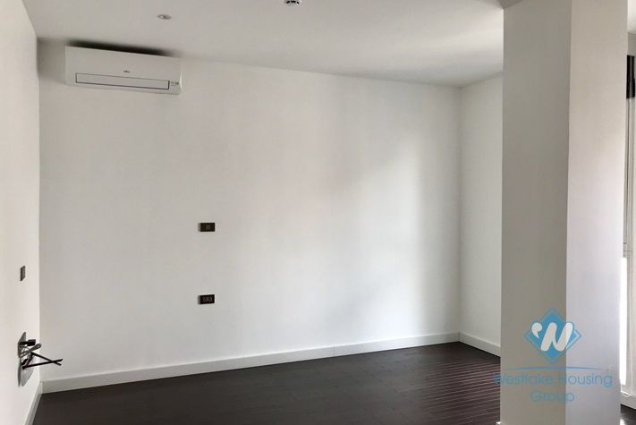 A splendid 4 bedroom apartment for rent on To Ngoc Van, Tay Ho