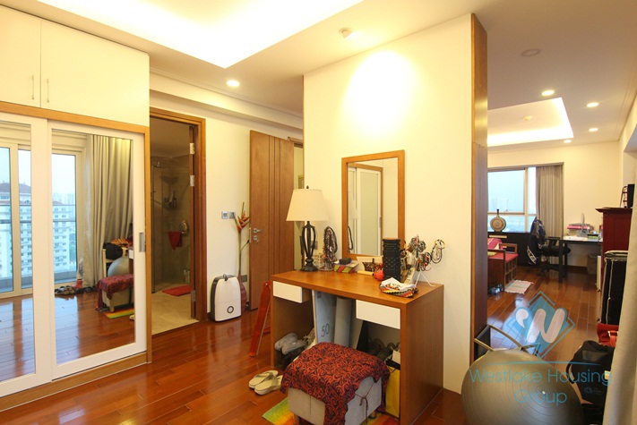 Highfloor well planned 4 bedrooms apartment for rent in Ciputra, Hanoi, Vietnam