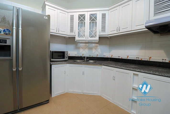 A nice 3 bedroom house for rent in Doi Can, Ba Dinh