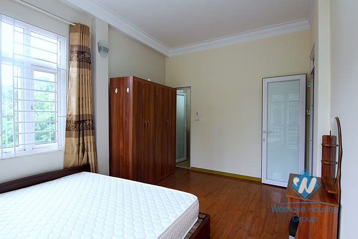 An affordable 5 bedroom house for rent in Au co, Tay ho