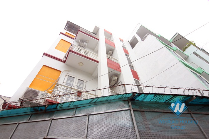 An affordable 5 bedroom house for rent in Au co, Tay ho