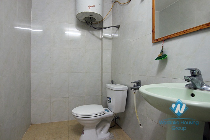 A cheap house for rent in Au co, Tay Ho