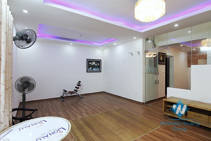 A cheap house for rent in Au co, Tay Ho