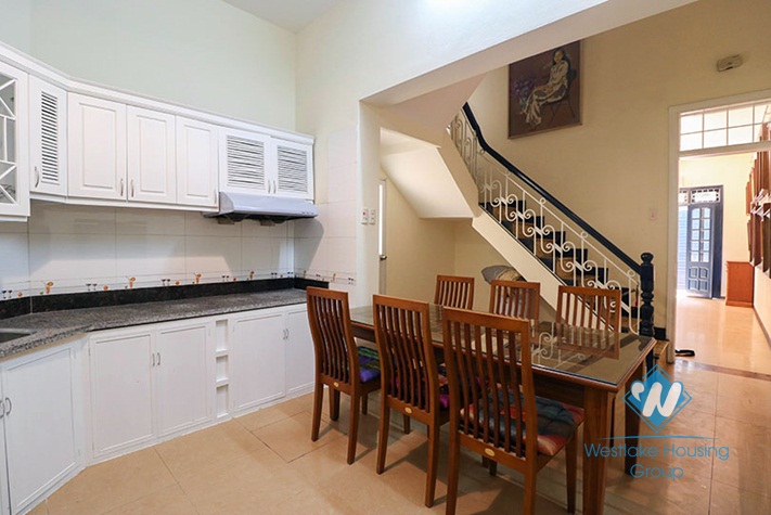 A nice 3 bedroom house for rent in Doi Can, Ba Dinh