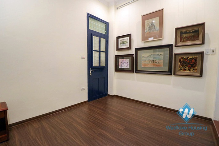 A nice 3 bedroom house for rent in Doi Can, Ba Dinh