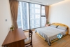 Bright and morden 3 bedrooms apartment for rent in Vinhome Metropolis, Lieu Giai, Ba Dinh.