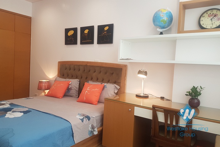A nice 3 bedroom apartment in Vinhome Gardenia for rent