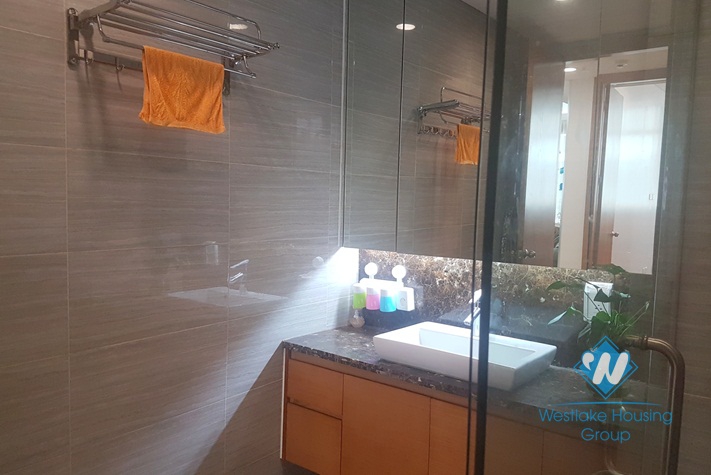 A nice 3 bedroom apartment in Vinhome Gardenia for rent