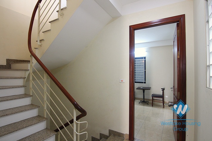 Affordable house with 4 bedrooms for rent on Au Co street