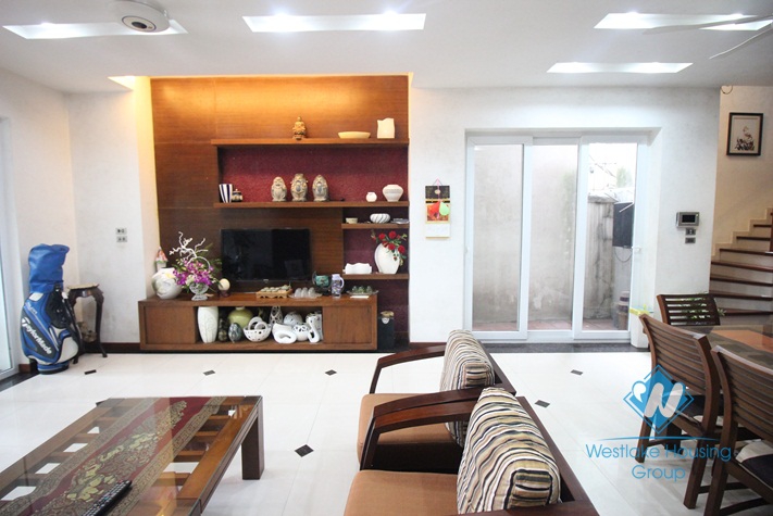 A beautiful house with 6 bedrooms for rent in Tay Ho, Ha Noi