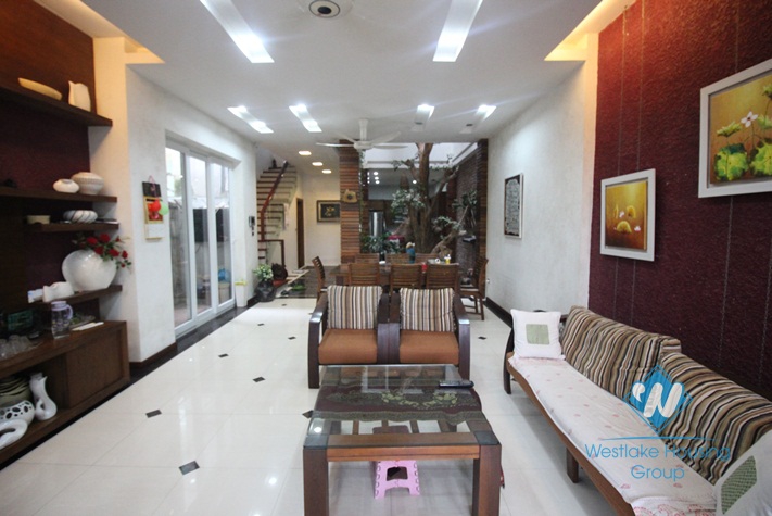 A beautiful house with 6 bedrooms for rent in Tay Ho, Ha Noi
