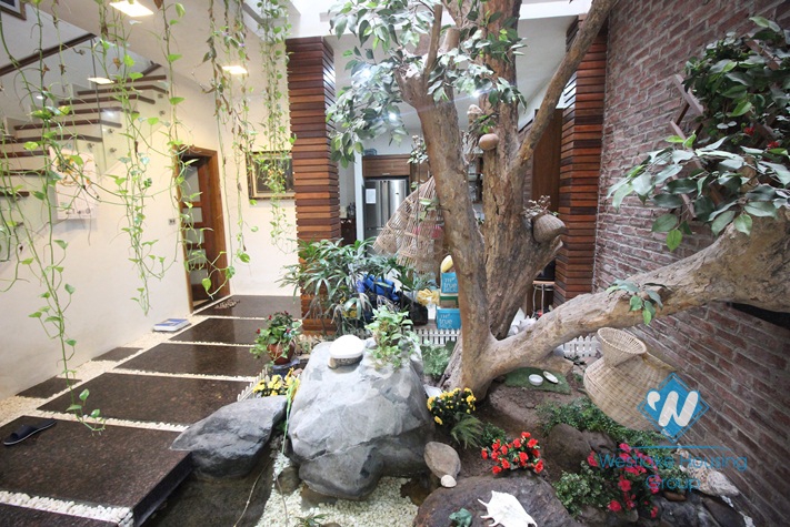 A beautiful house with 6 bedrooms for rent in Tay Ho, Ha Noi
