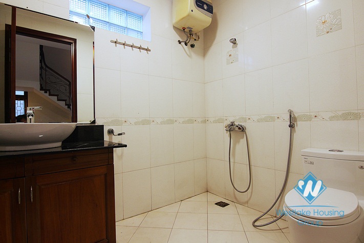 A massive villa for rent on Au Co street, Tay Ho District