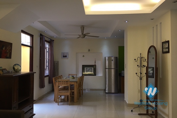 A cozy house for rent on Hoang Hoa Tham, Ba Dinh