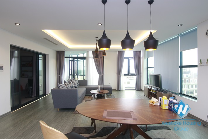 Nice penthouse apartment for rent in Ba Dinh District 