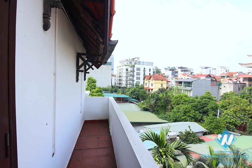 Spacious car accessible villa for rent in Tay Ho, Hanoi 