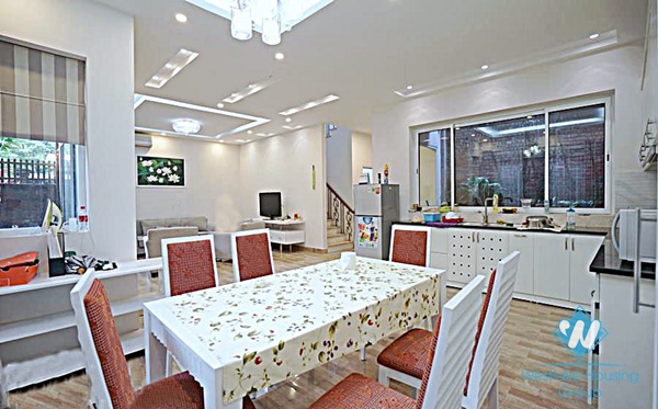 Bright and airy 3 bedrooms house with small courtyard for rent in Tay Ho, Hanoi 