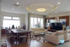 Highfloor Red River view 3 bedrooms apartment for rent in Hai Ba Trung, Hanoi 