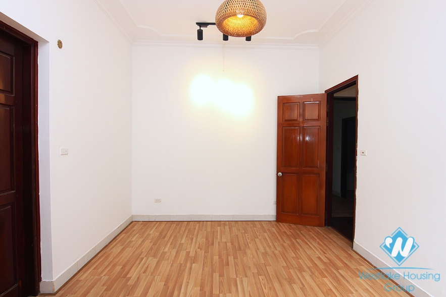 Spacious car accessible villa for rent in Tay Ho, Hanoi 