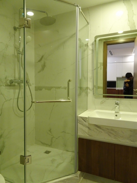 One bedroom apartment for rent in Vinhomes Metropolis Lieu Giai