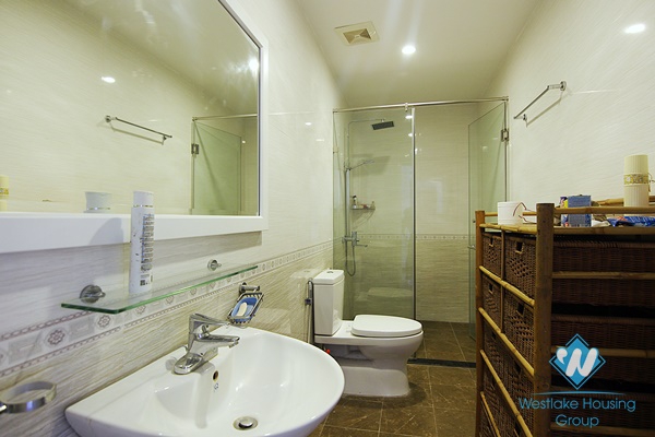 Bright and airy 3 bedrooms house with small courtyard for rent in Tay Ho, Hanoi 