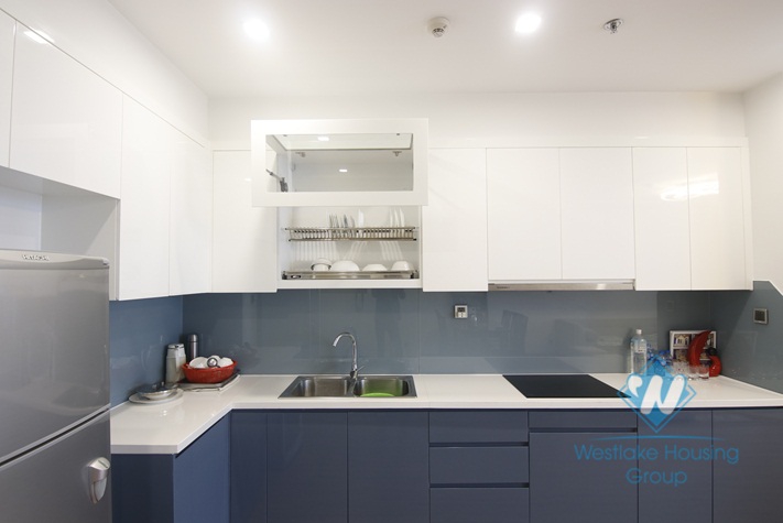 Two- bedroom apartment for rent in Vinhomes Metropolis Lieu Giai