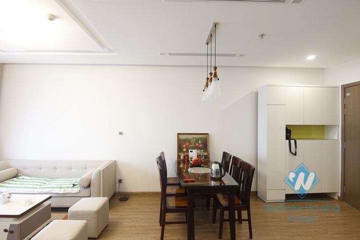 Two- bedroom apartment for rent in Vinhomes Metropolis Lieu Giai