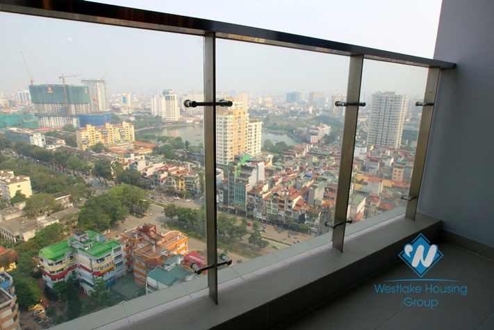 A brand new 3 bedroom apartment with nice view in Metropolish