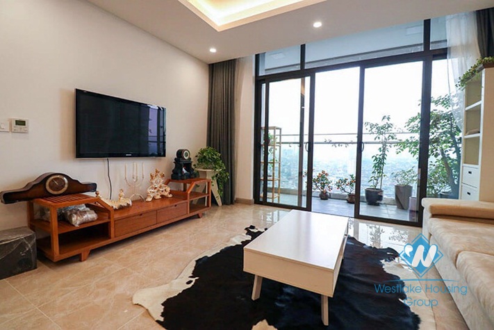 A brand new 2 bedroom apartment for rent in Thuy Khue