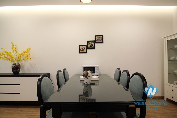 A new and beautiful 3 bedroom apartment for rent in Metropolish Lieu Giai