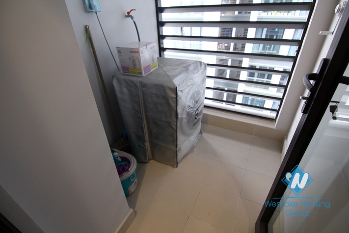 A new and beautiful 3 bedroom apartment for rent in Metropolish Lieu Giai