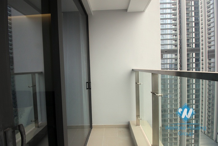 A new and beautiful 2 bedroom apartment for rent in Metropolish, Ba dinh