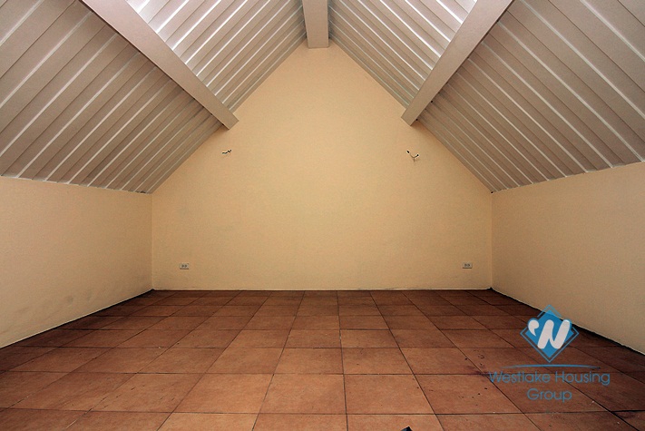 A spacious French style villa for rent in Tay ho, Ha noi