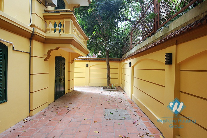 A spacious French style villa for rent in Tay ho, Ha noi
