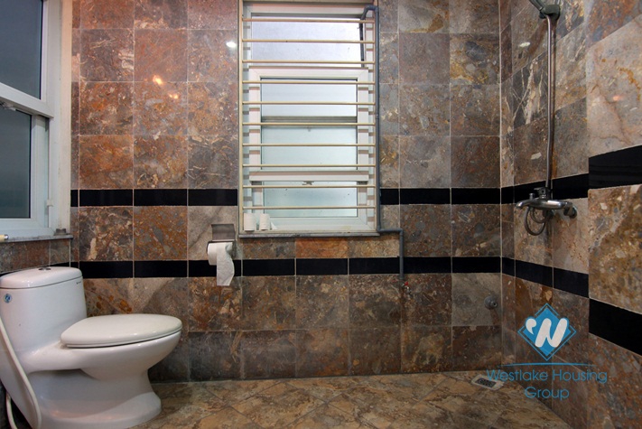 Cheap apartment for rent in Trinh Cong Son st, Tay Ho, Ha Noi.