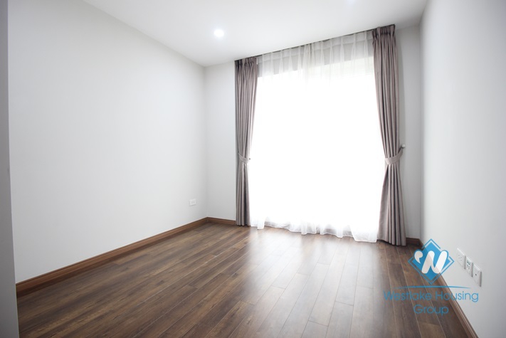 A nice and new apartment for rent in Ciputra, Tay ho, Ha noi