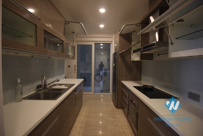 A new and good price 3 bedroom apartment for rent in Ciputra