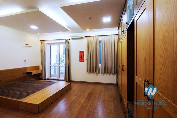 A good price 4 bedroom house for rent in Tay Ho street