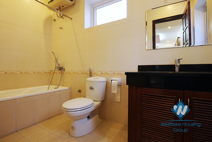 A good price 4 bedroom house for rent in Tay Ho street