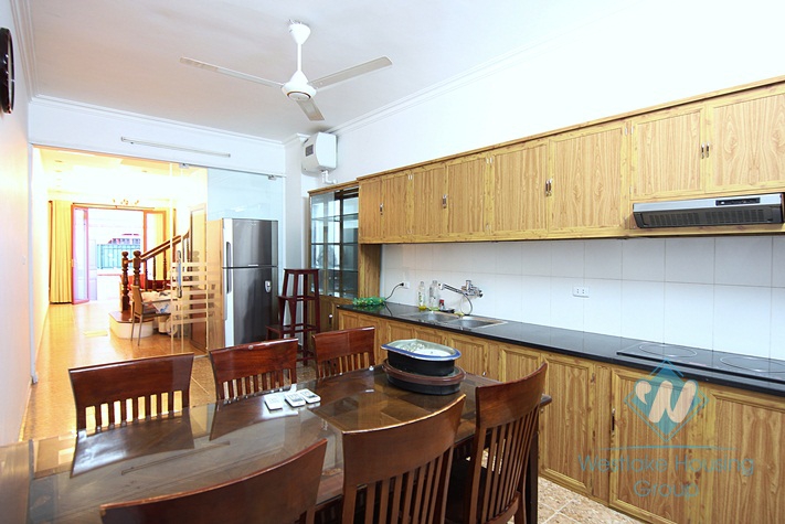 Cosy house for rent in Tu hoa St, Tay Ho , Hanoi. 