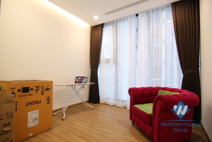 A new and beautiful 3 bedroom apartment for rent in Metropolish Lieu Giai