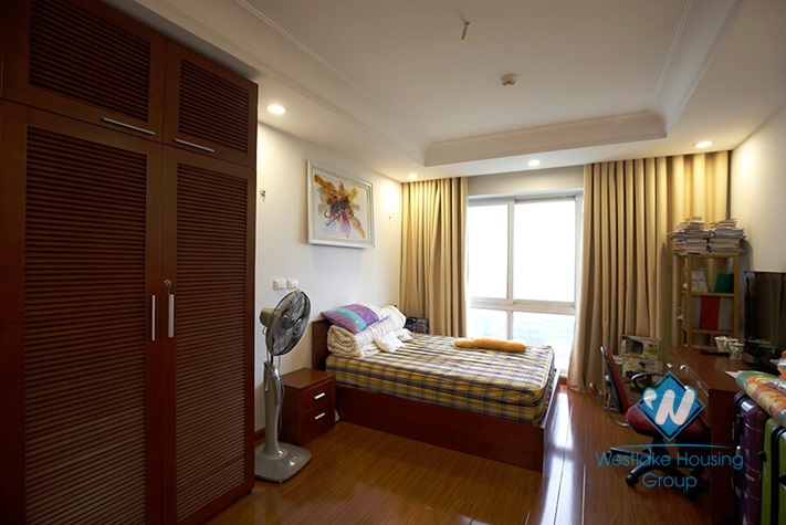 A good-priced 4 bedroom apartment for rent in Ciputra