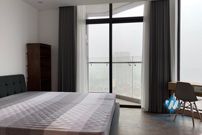 One bedroom apartment with lakeview for rent in Sun Grand Thuy Khue, Ba Dinh.