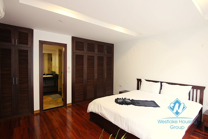 Lake view, spacious 3 bedrooms apartment for rent on Quang Khanh street, Tay Ho, Ha Noi