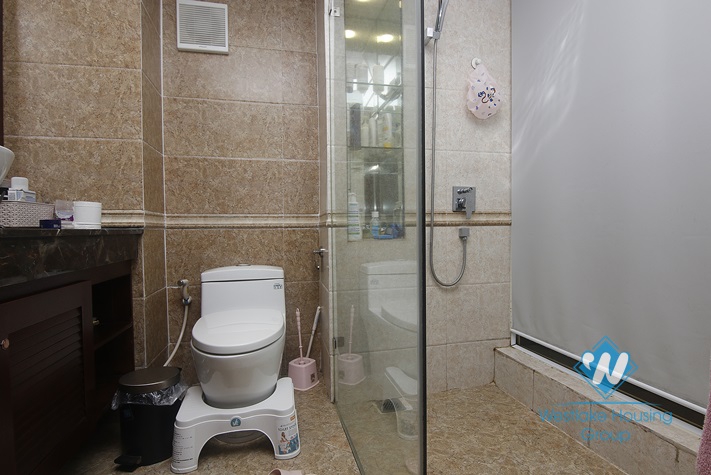A stylish 2 bedroom apartment for rent in Cau Giay District