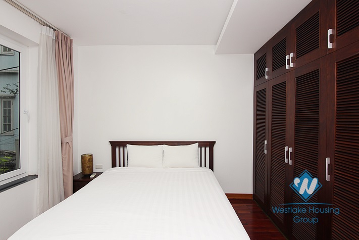Lake view, spacious 3 bedrooms apartment for rent on Quang Khanh street, Tay Ho, Ha Noi