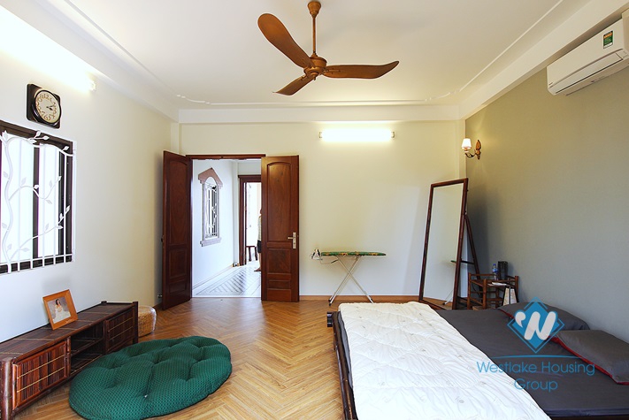 Brand-new 4 bedrooms house for rent in Au Co st, Tay Ho district.