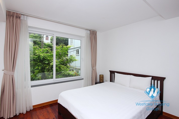 Lake view, spacious 3 bedrooms apartment for rent on Quang Khanh street, Tay Ho, Ha Noi