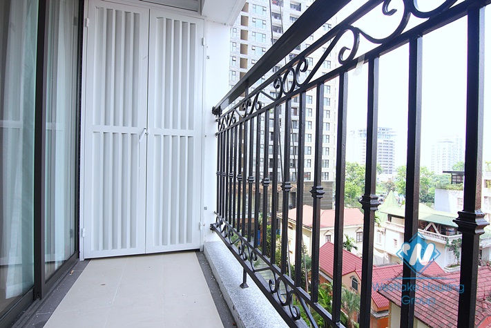 Good studio for rent in D' Le Roi Soleil building, Xuan Dieu, Tay Ho