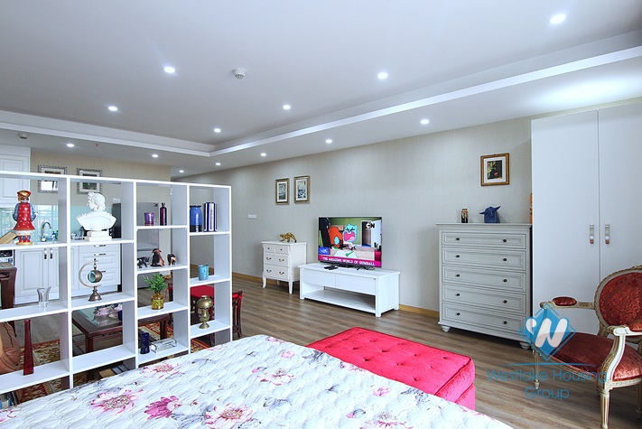 Bright studio with balcony for rent in D' Le Roi Soleil building, Xuan Dieu, Tay Ho